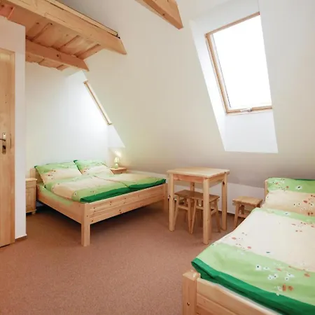 Three-bedroom Holiday In * Partizanska lupca