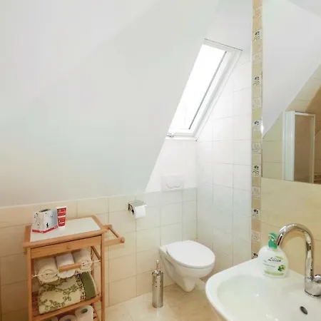 Three-bedroom Holiday In Ferienhaus *